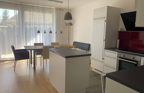 Landskron Apartment | Burgblick Villach house FUX-immo, 10min to skiing, 10 min to the lake