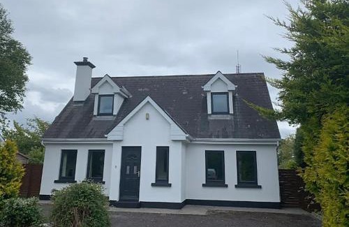 Ballyvaughan House | Burren Seaside Lodge by Trident Holiday Homes