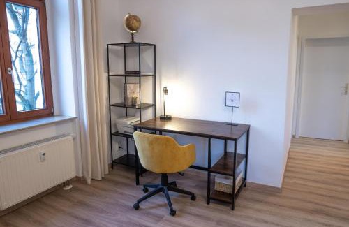 Sonnenberg Apartment | Business - YR Apartment - Citynah, WLAN, Drucker