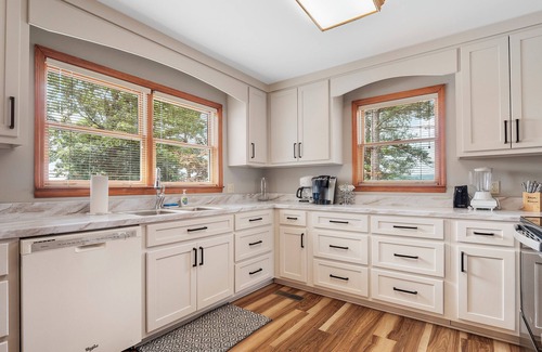 Arley House | Butler Branch Point: 4 BR, 2.5 BA House in Arley, Sleeps 12