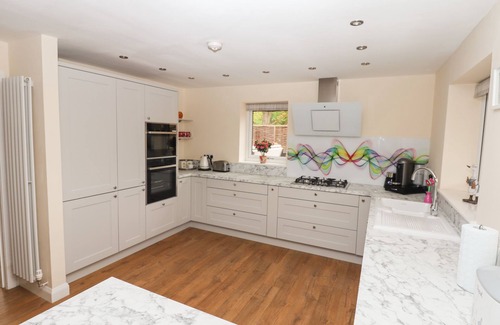 Thorpe On The Hill Cottage | Butterfly Lodge