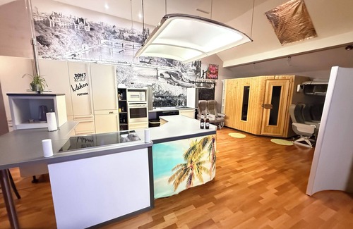 Nievern Hotel | Butterfly | swimming pool-sauna-whirlpool-billiard-air hockey-ping-pong-football-BBQ