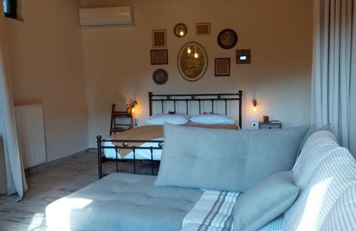 Chorio House | by karakas Γαστρί