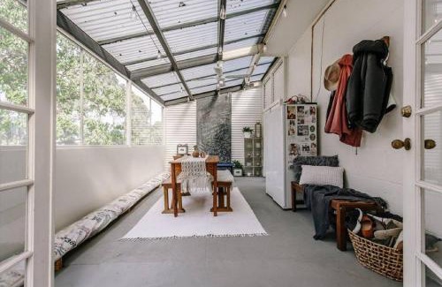 Mount Gambier House | Byrne House - 3BR Rustic Luxe - Wi-Fi