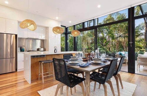 Byron Bay House | Byron Beachside Bliss - with pool & beach access