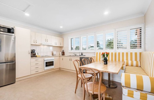 Port Elliot House | bythesea—Fireside Comfort on the Beach