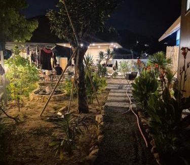 Vinh Hy House | Cây Trôm Homestay 1