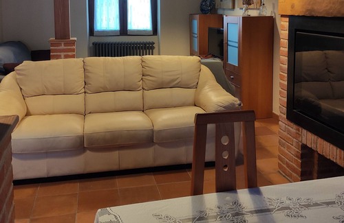 Valseca House | Cómoda Casa a 15 Min. de Segovia