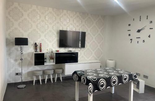 Alhendin Apartment | Cómodo apartamento a pie de carretera