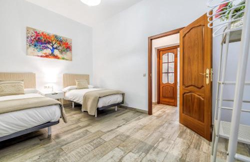 Ciudad Jardin Apartment | Córdoba Essence, Parking incluido junto al centro y casco histórico