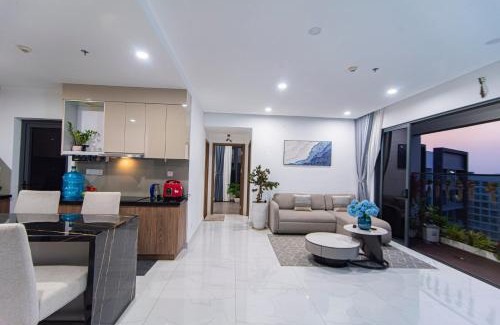 Tan Phu District Apartment | Căn hộ 3PN Diamond view đẹp, gần sân bay SGN