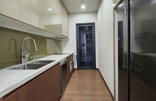 Tu Liem Apartment | Căn hộ lung linh 2 phòng ngủ tại the matrix one