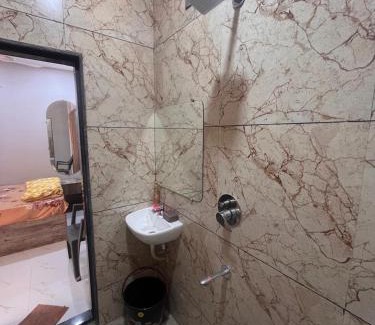 Bhuj House | C&f property