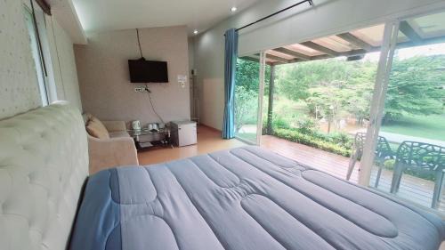 Khaem Son House | C-HILL@KHAOKHO