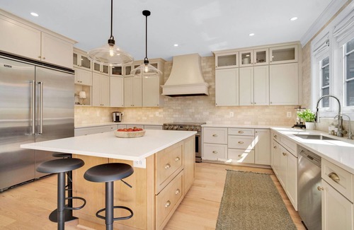 Cabin John House | C&O Canal/Potomac River: Bethesda/Cabin John