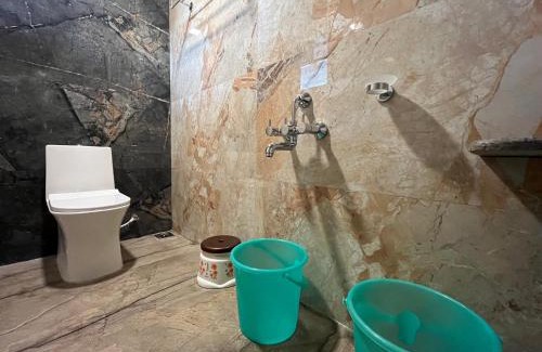 Mahabaleshwar Hotel | C P Cottage Resort