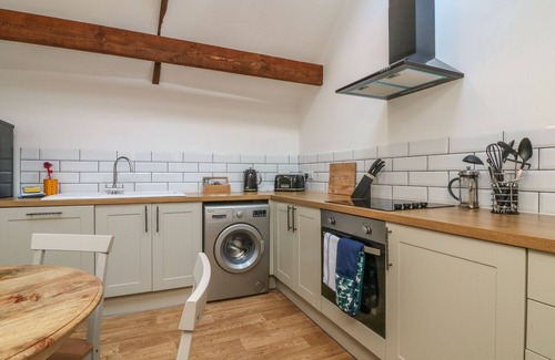 Lynton Cottage | C S Lewis Balcony