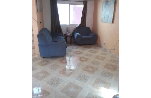 Toluca Municipality House | C1 - The CCC House: Comoda/Cálida/Casual