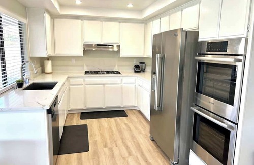 La Palma House | CA2 House SoCal Oasis, Newly Renovated, Game Room