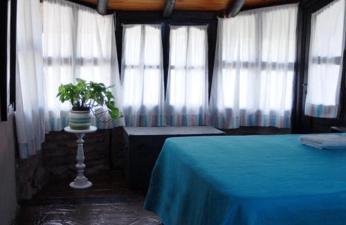 Ayacucho Department Cabin | Cabanas en el Jardin Nativo