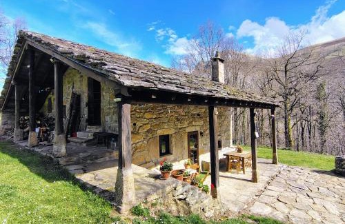San Roque de Riomiera House | Cabaña Pasiega "La Reina del Paraíso"
