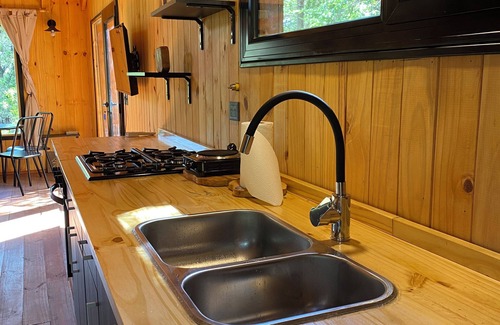 Lolog Cabin | Cabaña Sukha Bosque y Rio. Experiencia para 2