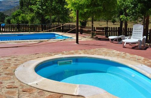 Camarena de la Sierra Resort | Cabañas de Javalambre