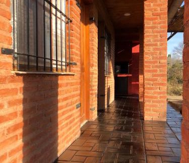 Villa Amancay House | CABAÑAS FENIX con ARROYO NATURAL BORDEANDO LA PROPIEDAD reservar con 24 hs de anticipación