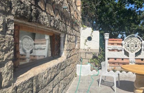 La Cabrera House | Cabañas Rústicas dentro de la Finca El Castillo