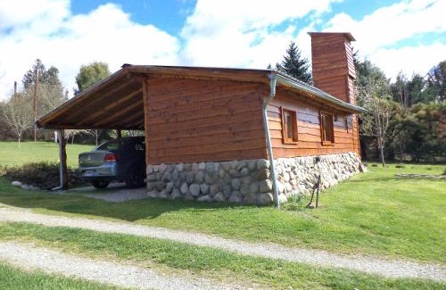 Lago Puelo Cabin | Cabañas San Valentin