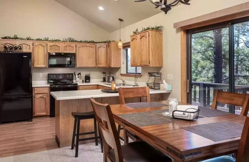 Zane Grey Cabin | Cabin Fenced Gated. Kids & Pet Friendly