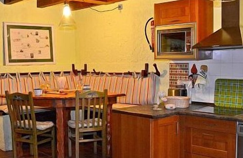 Villafeliz de Babia Cottage | Cabin Rincones between Babia and the moon for 4 people