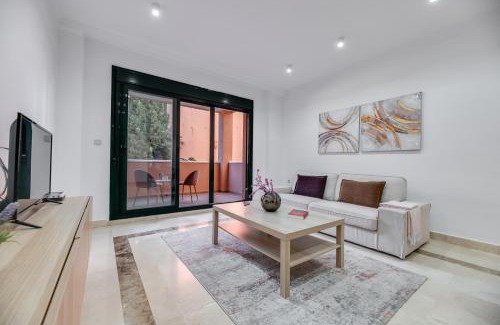 Urbanizacion Pinos Verdes Apartment | Cabopino, cerca de todo