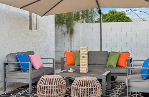 New Papago Parkway House | Cactus Bloom Villa - Spacious 5BR near Old Town Scottsdale with Private Pool