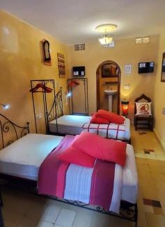 El Kharrazine Hostel | Cactus rooms