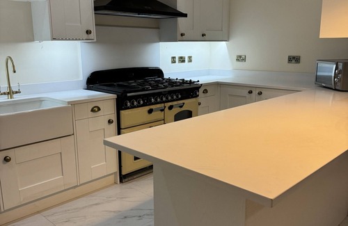 Llanbedr House | Cae Nest Hall