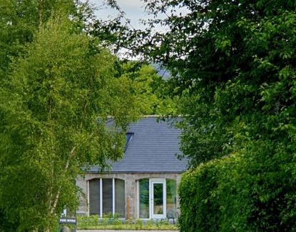 Ballater House | Cairn Leuchan