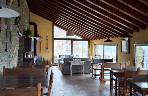 Ribes De Freser House | Cal Tonico Rural