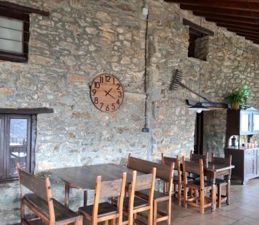 Ribes De Freser House | Cal Tonico Rural