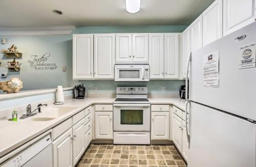 Calabash Apartment | Calabash Condo with Community Pool!