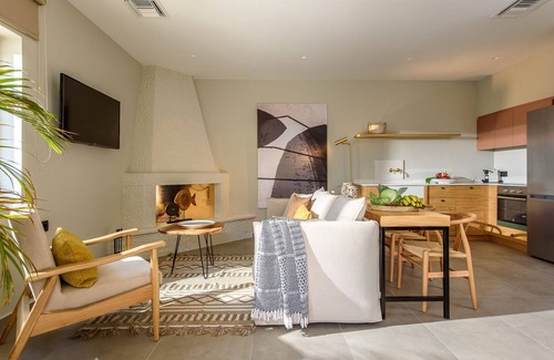 Agkisaras Villa | CALDERA THEROS VILLAS