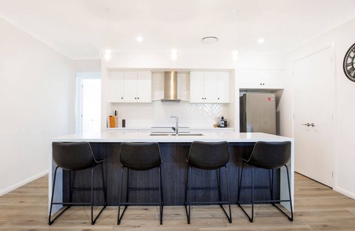 Callala Beach House | Callala Sunrise - Pet Friendly - 5 Mins Walk to Beach