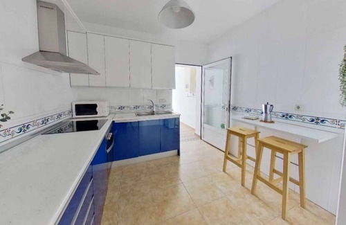 Galvez House | Callejón del Pozo III near Puy du Fou (6-9 p.)