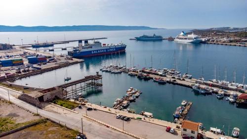 Lavrio Apartment | Calm Sea