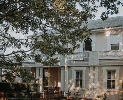 Deloraine Bed & Breakfast | Calstock Estate 1831