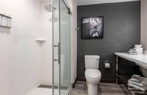 East Bayside Hotel | Cambria Hotel Portland Downtown-Old Port