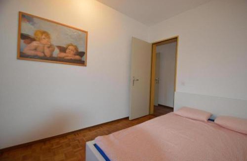 Cademario Apartment | Camera Bosco