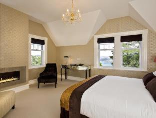 Dunedin Villa | Camp Estate by Larnach Castle