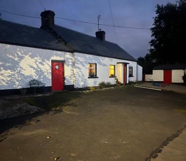 Armagh House | Campbell's Cottage