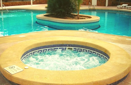 Playa Macenas RV Rental | Camping & Bungalow Cueva Negra